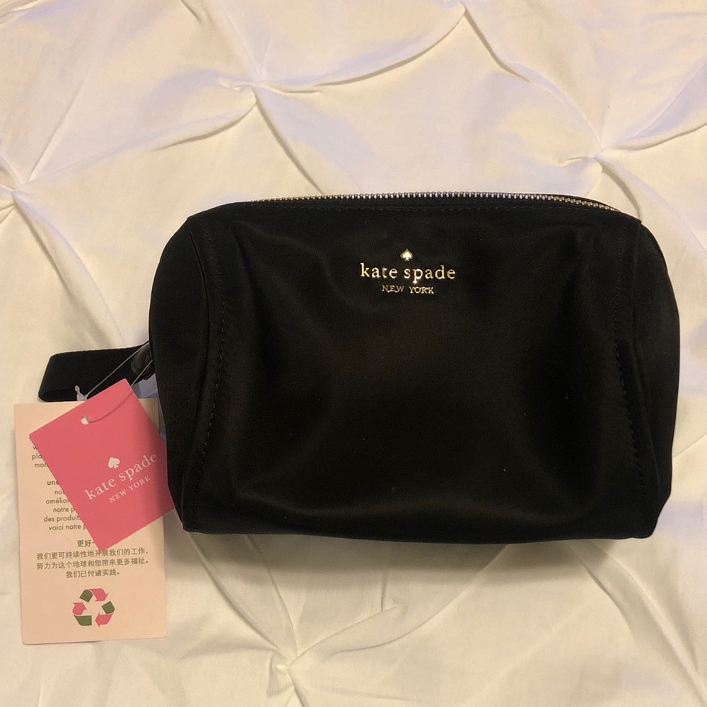 Kate Spade New York Chelsea Medium Cosmetic Bag Black With Gold Zipper